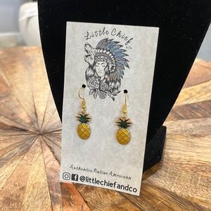 Handmade.pineapple gold tone earrings